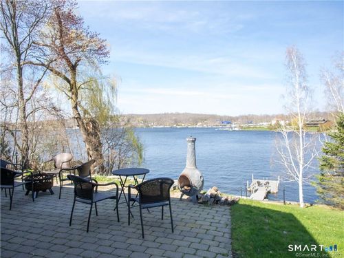 14 Shore Rd, Danbury, CT, 06811-3328 | Card Image