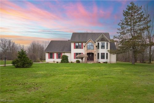 44565 Stang Rd, Elyria, OH, 44035-1941 | Card Image