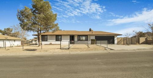 40520 E 159th Street, Lancaster, CA, 93535 | Card Image