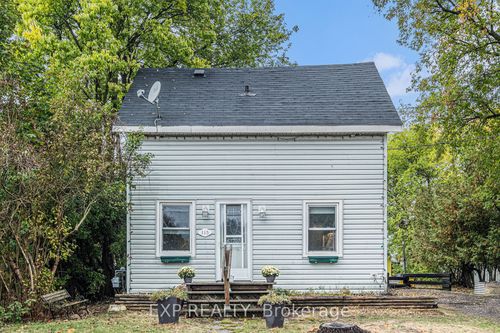115 Nelson St E, Carleton Place, ON, K7C1A3 | Card Image