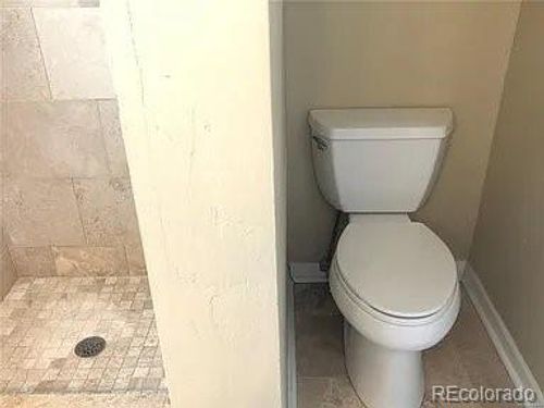 1660 S Deframe Ct, Lakewood, CO, 80228-3705 | Card Image