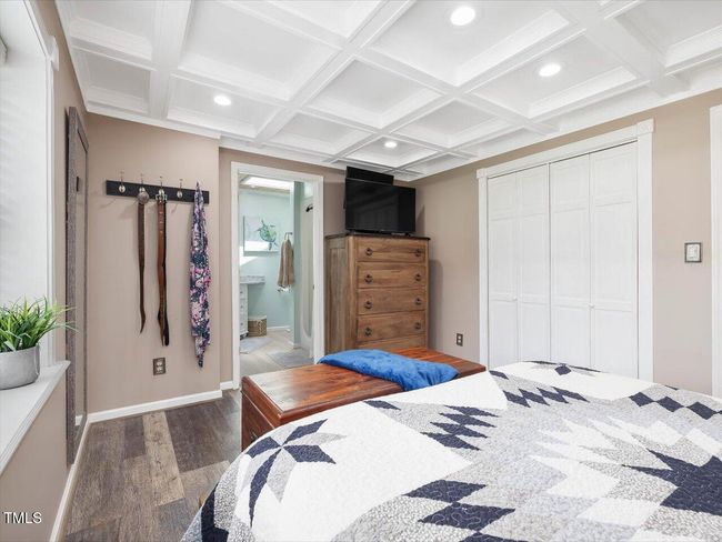 26-Primary Bedroom | Image 25