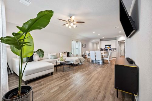 10527 Meadow Saffron Dr, Houston, TX, 77016-2043 | Card Image