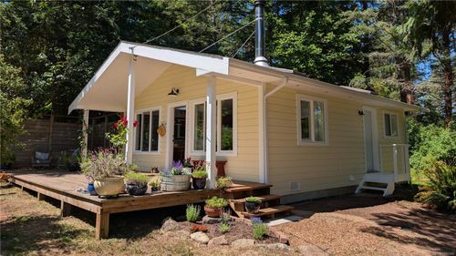 3185 Silva Bay Rd, Gabriola Island, BC, V0R1X7 | Card Image