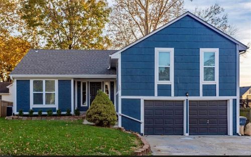 127 E Nelson Circle, Olathe, KS, 66061 | Card Image
