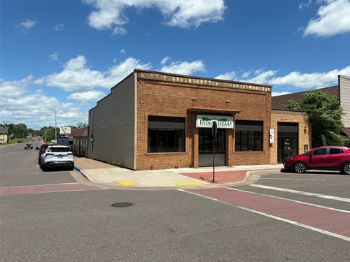 138 W Madison Ave, Grantsburg, WI, 54840-7022 | Card Image