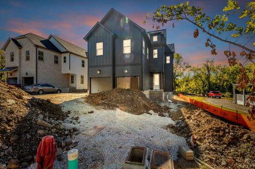 3199A Doak Ave, Nashville, TN, 37218-3241 | Card Image