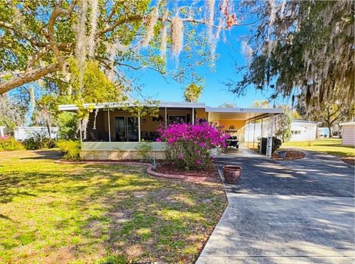 11 S Bobwhite Rd, Wildwood, FL, 34785-9012 | Card Image