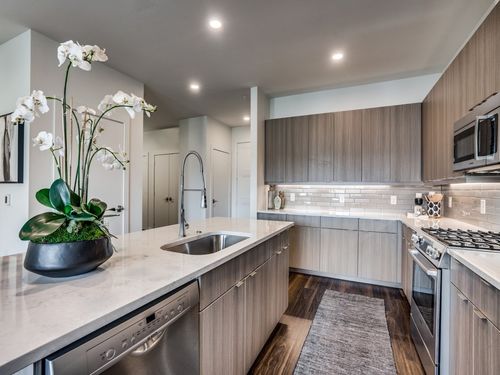 apt-304-7450 Coronado Ave, Dallas, TX, 75214-4521 | Card Image