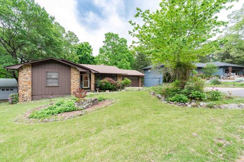 6 Badalona Ln, Hot Springs Village, AR, 71909-2631 | Card Image
