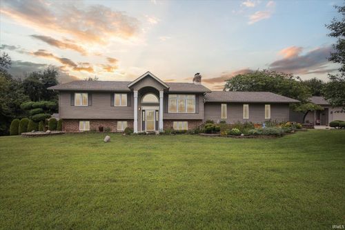 6885 E 700 N, New Carlisle, IN, 46552-9542 | Card Image