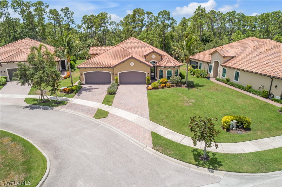 Isla Bella Cir, Bonita Springs, FL 34135