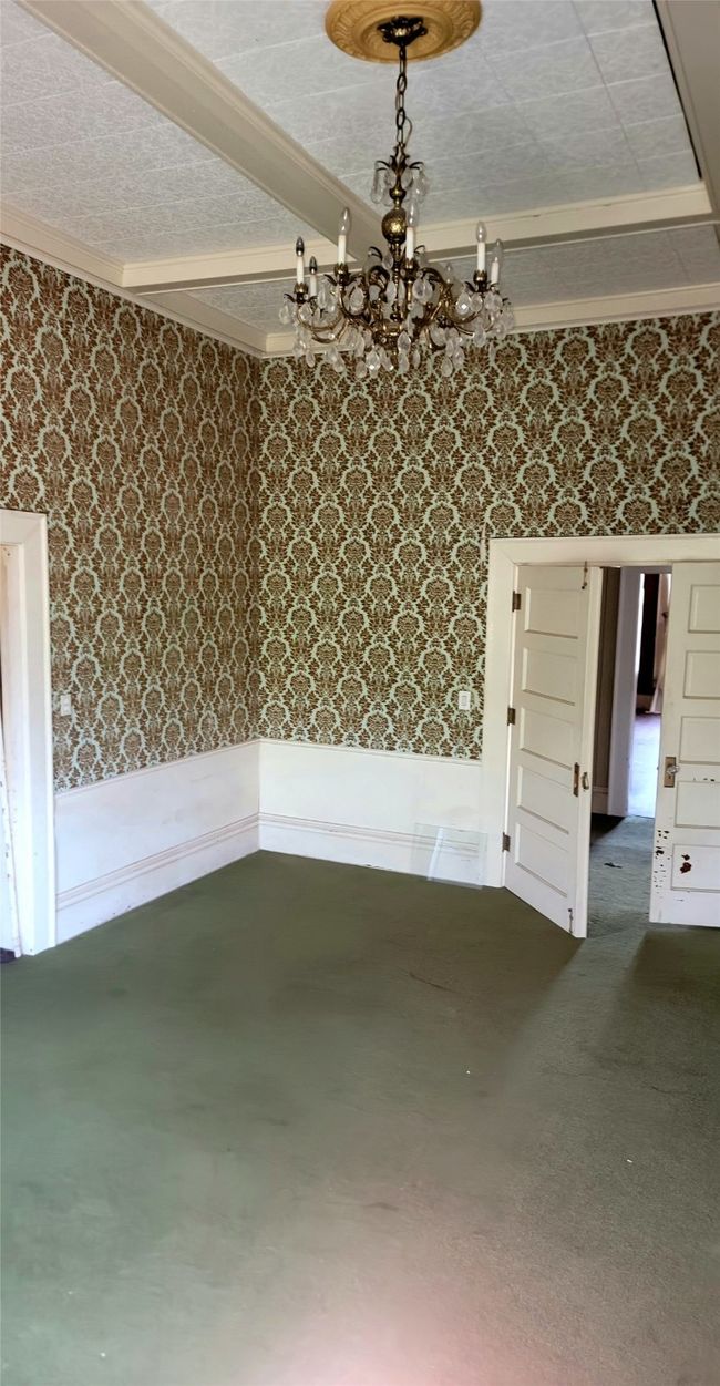 909 W Broadway St, House other with 4 bedrooms, 3 bathrooms and null parking in Clarksville TX | Image 30