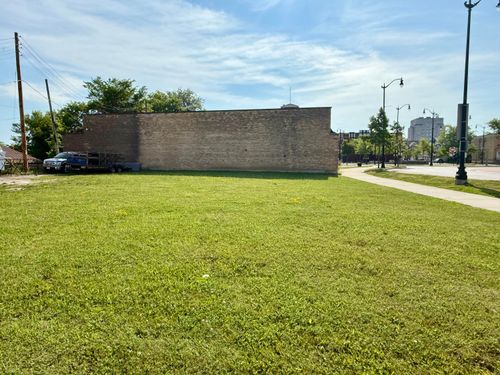 716 6th St, RACINE, WI, 53403-1122 | Card Image