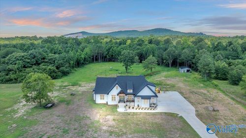 2310 Bob Jones Rd, Scottsboro, AL, 35769-6328 | Card Image