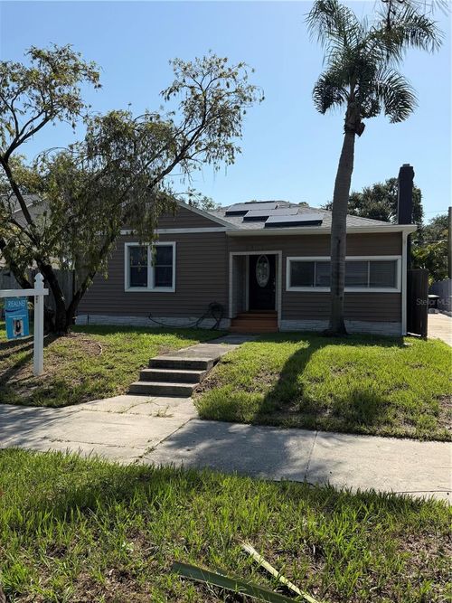 2219 16th St N, ST PETERSBURG, FL, 33704-3105 | Card Image