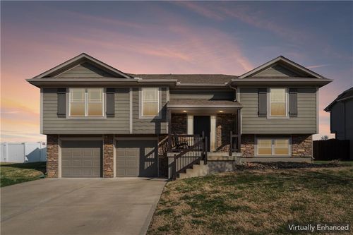 12204 E 214th St, Peculiar, MO, 64078-8324 | Card Image