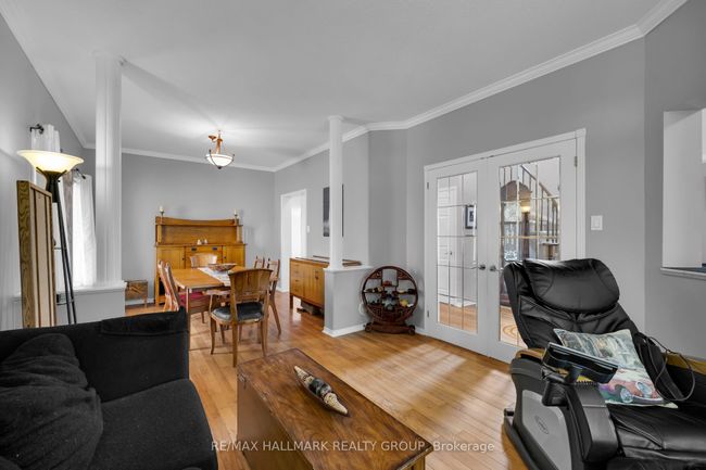 4136 Wolfe Point Way, House other with 4 bedrooms, 3 bathrooms and 4 parking in Gloucester ON | Image 8
