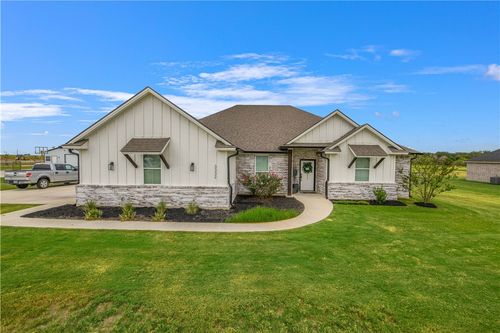 3332 Hunters Crossing Trl, Bryan, TX, 77808-2350 | Card Image