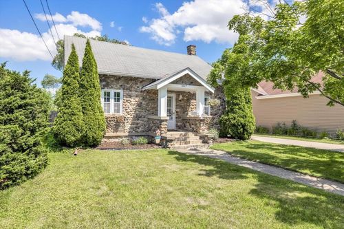 1017 Westowne Avenue, Waukesha, WI, 53188 | Card Image