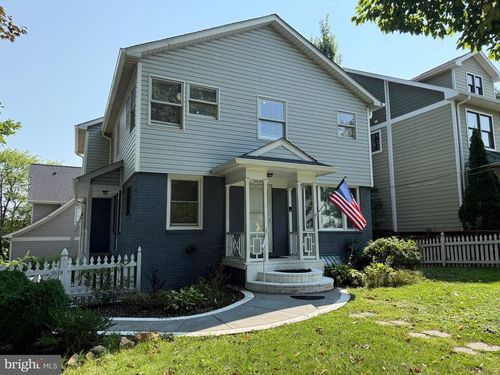 2637 N Greenbrier St, ARLINGTON, VA, 22207-1742 | Card Image