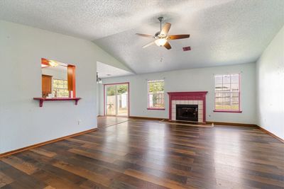 4292 W Beaver Lane, House other with 3 bedrooms, 2 bathrooms and null parking in Fayetteville AR | Image 3