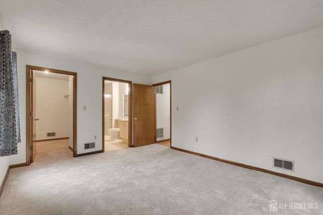 352 Lancaster Ct, Townhouse with 2 bedrooms, 2 bathrooms and null parking in Piscataway NJ | Image 13