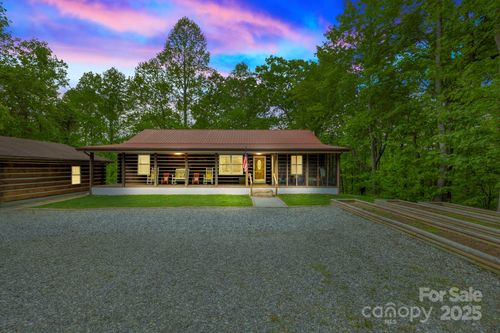 909 Pearson Falls Rd, Saluda, NC, 28773-9906 | Card Image