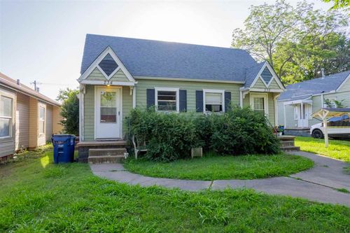230, 230 1/2 S Lewis Street, Stillwater, OK, 74074-0000 | Card Image