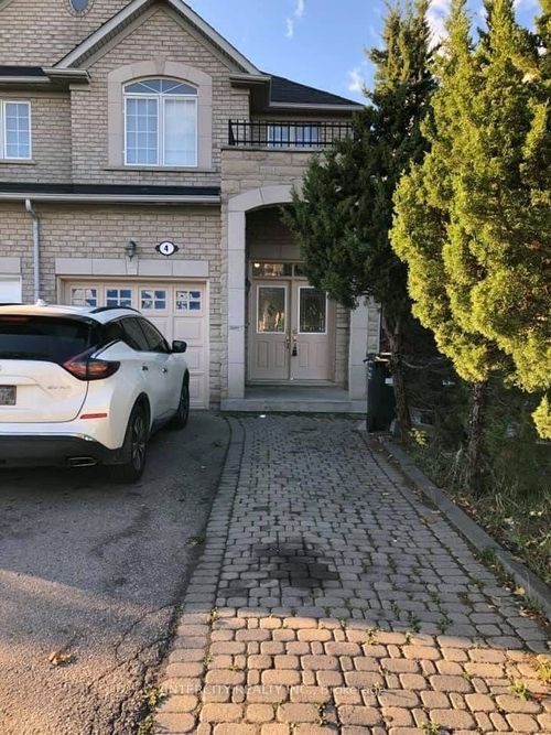 4 Pennyroyal Cres, Brampton, ON, L6S6J8 | Card Image