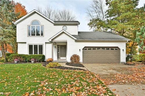 247 Maple Avenue, Cortland, OH, 44410 | Card Image