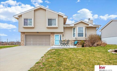 9714 Rock Creek Rd, Plattsmouth, NE, 68048-4304 | Card Image
