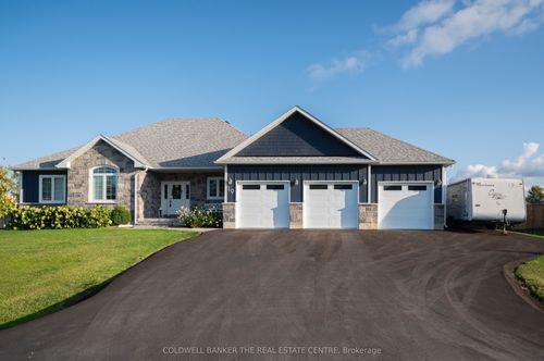 19 Cheslock Cres, Warminster, ON, L3V8N8 | Card Image