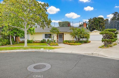 500 N Hanover, Anaheim, CA, 92801 | Card Image