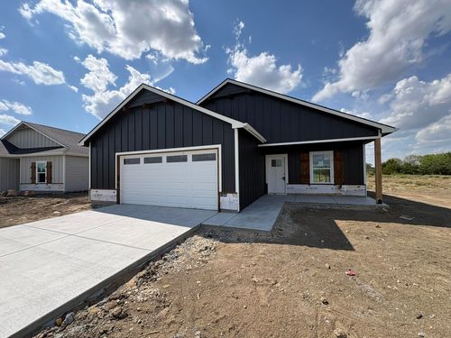 5709 N Plumthicket St, Bel Aire, KS, 67226 | Card Image