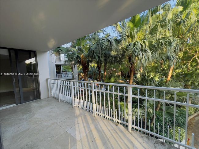 APT-309 - 2000 Towerside Ter, Condo with 2 bedrooms, 2 bathrooms and null parking in Miami FL | Image 15
