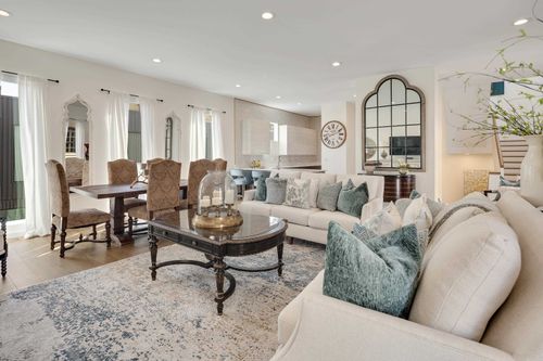 466 Wagner Pl, Memphis, TN, 38103-4439 | Card Image