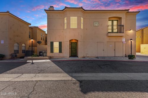 21-5015 E Cheyenne Dr, Phoenix, AZ, 85044-4312 | Card Image