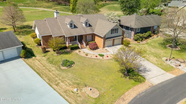 304 Chuniloti Cir, House other with 3 bedrooms, 3 bathrooms and null parking in Loudon TN | Image 7