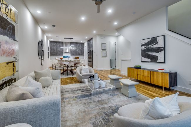 14911 Reserve Circle, Townhouse with 3 bedrooms, 4 bathrooms and null parking in Addison TX | Image 32