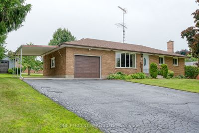 50 Lorne Ave, House other with 3 bedrooms, 2 bathrooms and 8 parking in Burford ON | Image 1