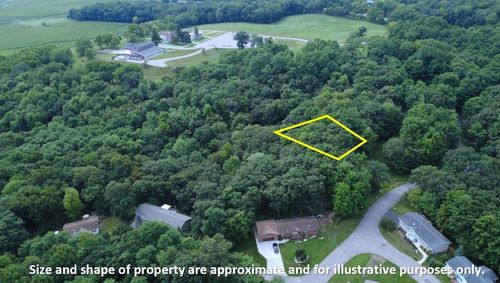 13 Dakota Ridge Rd, Baraboo, WI, 53913-9037 | Card Image