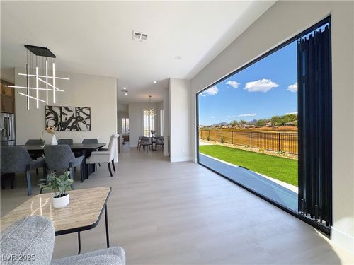 2872 Sumter Valley Cir, Henderson, NV, 89052-6876 | Card Image