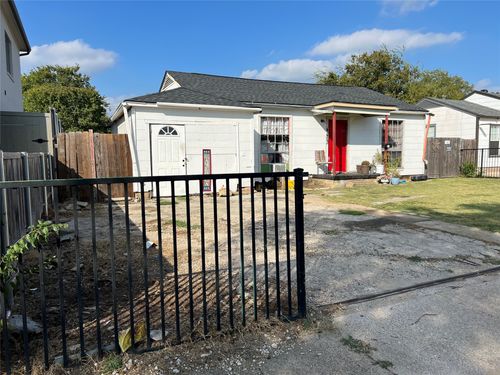 4423 Hopkins Ave, Dallas, TX, 75209-3028 | Card Image