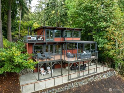 9306 SE Se 72nd Street, House other with 4 bedrooms, 2 bathrooms and 2 parking in Mercer Island WA | Image 1