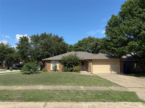 1420 Superior Dr, Flower Mound, TX, 75028-2117 | Card Image