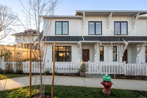 1-3080 Washington Ave, Victoria, BC, V9A0J5 | Card Image