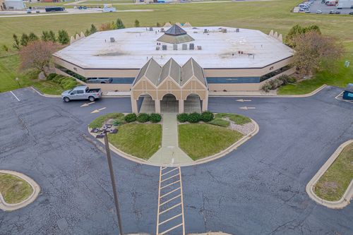 475 Brown Blvd, Bourbonnais, IL, 60914-2325 | Card Image