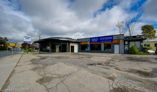 40 Lancaster St W, Kitchener, ON, N2H4S9 | Card Image