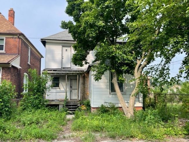3015 Van Dyke St, House other with 5 bedrooms, 2 bathrooms and null parking in Detroit MI | Image 6